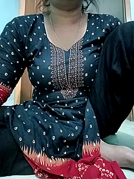 Snapshot of Rina-2 chatting on 11.03.25 Rina-2 online show from 11.03.25