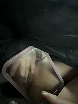 hornymilfgirl online show from 06.05.26
