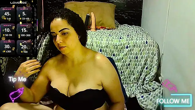  naughty milf online show from 01.13.26