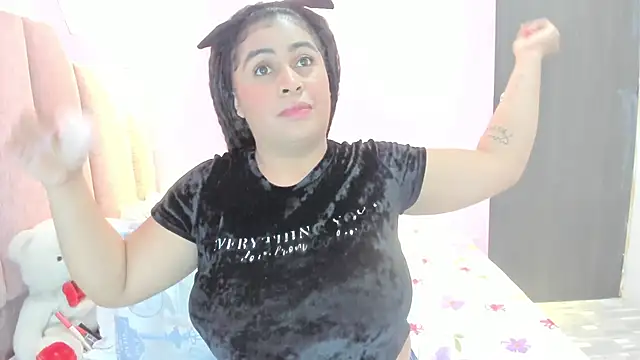 AndreaSweet2 online show from 10.15.25