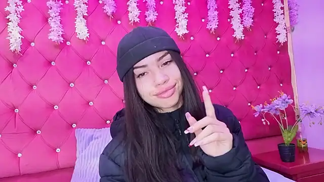 Nanis James online show from 01.11.26