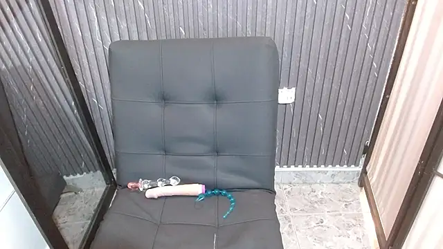 Thalia 220 online show from 12.19.25