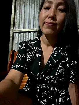 Huong-Ly online show from 10.19.25