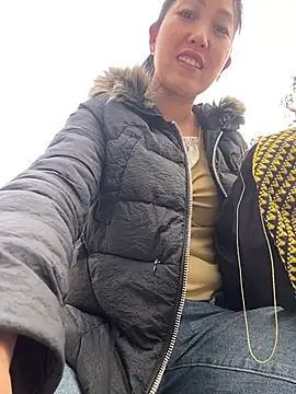 Huong-Ly online show from 01.13.26