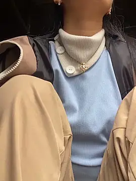 Huong-Ly online show from 02.23.26