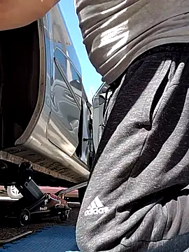 Snapshot of pareja-40-20 chatting on 04.03.26 pareja-40-20 online show from 04.03.26