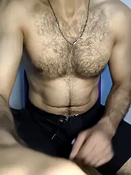 Snapshot of yazin199 chatting on 09.13.25 yazin199 online show from 09.13.25