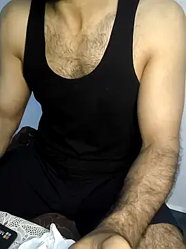 Snapshot of yazin199 chatting on 10.01.25 yazin199 online show from 10.01.25