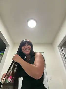 LuckyKhloe online show from 03.04.26