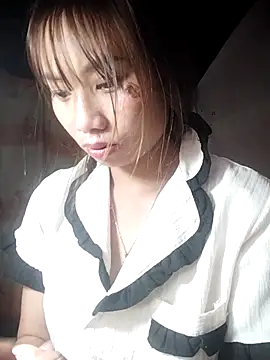 Dung-Thao19 online show from 09.25.25