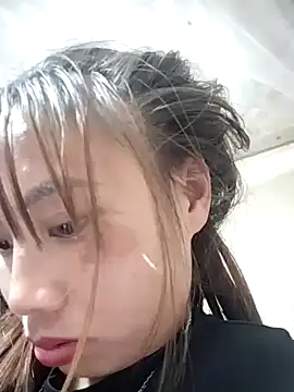 Dung-Thao19 online show from 10.16.25