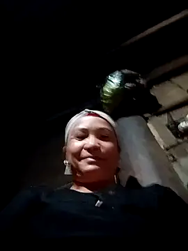 Snapshot of Love-Mama33 chatting on 11.01.25 Love-Mama33 online show from 11.01.25