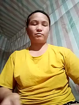 Snapshot of Love-Mama33 chatting on 11.04.25 Love-Mama33 online show from 11.04.25