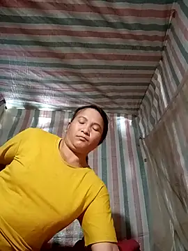 Snapshot of Love-Mama33 chatting on 11.04.25 Love-Mama33 online show from 11.04.25