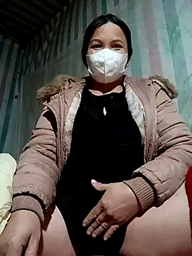 Snapshot of Love-Mama33 chatting on 01.10.26 Love-Mama33 online show from 01.10.26