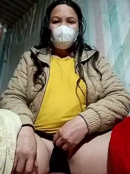 Snapshot of Love-Mama33 chatting on 01.15.26 Love-Mama33 online show from 01.15.26