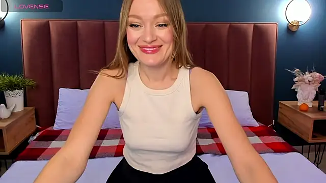 EvelynPoole online show from 12.19.25