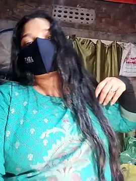 Snapshot of BOBITA_1 chatting on 12.20.25 BOBITA 1 online show from 12.20.25