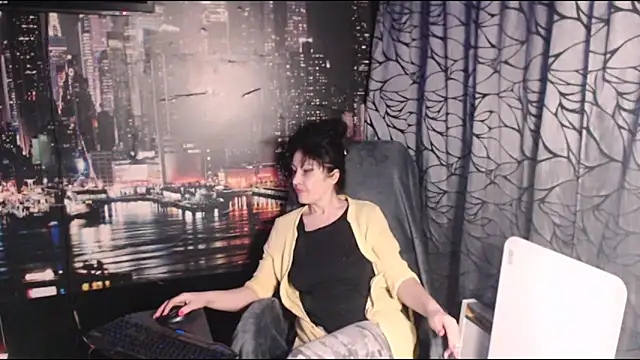 Snapshot of AMOURSWEET2025 chatting on 02.19.26 AMOURSWEET2025 online show from 02.19.26