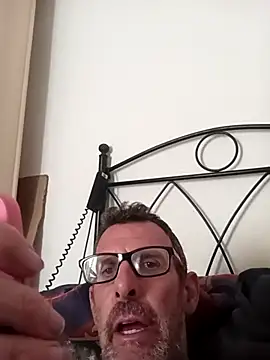 Snapshot of gigolobcn chatting on 04.23.26 gigolobcn online show from 04.23.26