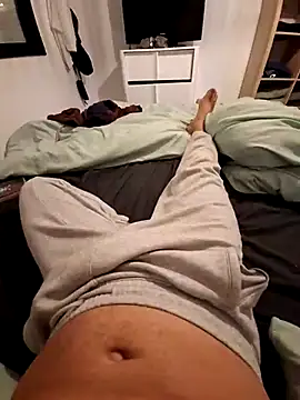 Yoaannn online show from 10.30.25