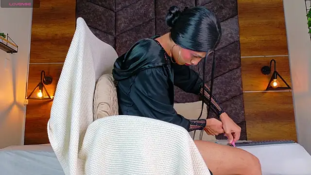 Nickifox   online show from 01.10.26