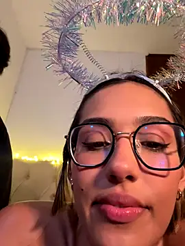 Danicute  online show from 10.26.25