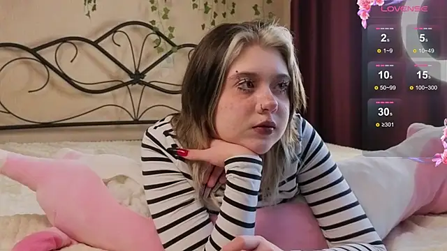 IrisSoCute online show from 09.19.25