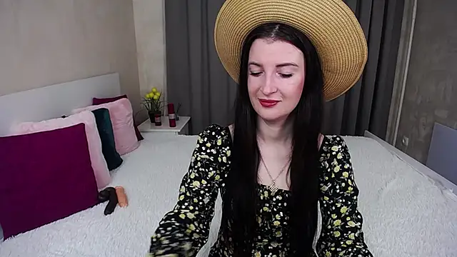 EvelinCuper online show from 11.28.25