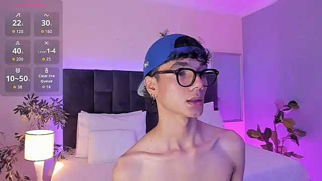 Phillicious   online show from 11.10.25