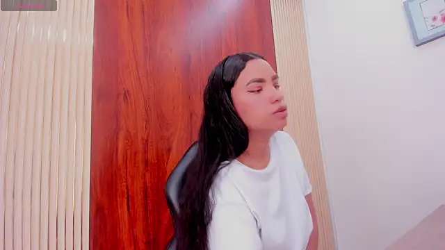 KhateAndersson online show from 01.07.26