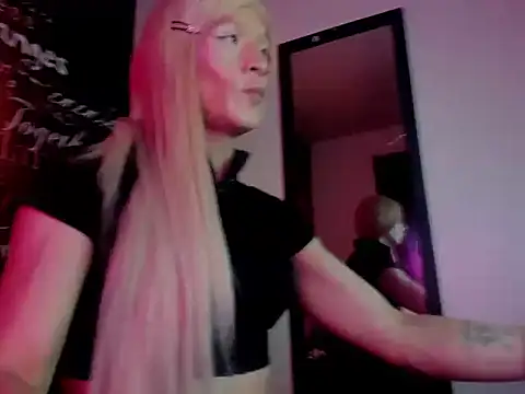 Megam  online show from 09.26.25