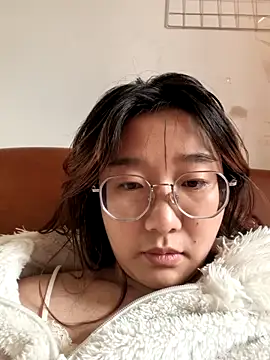 Snapshot of sisi-maiden chatting on 02.28.26 sisi-maiden online show from 02.28.26
