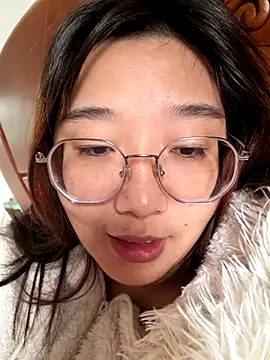 Snapshot of sisi-maiden chatting on 03.02.26 sisi-maiden online show from 03.02.26