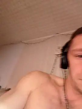 Snapshot of Dawidwi493_ chatting on 02.22.26 Dawidwi493 online show from 02.22.26