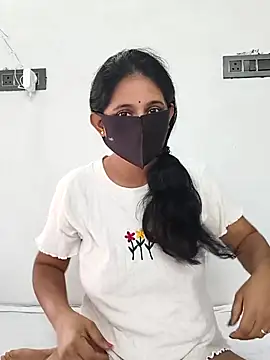 Snapshot of Your-Vedika chatting on 09.19.25 Your-Vedika online show from 09.19.25