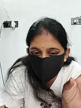 Snapshot of Your-Vedika chatting on 09.21.25 Your-Vedika online show from 09.21.25
