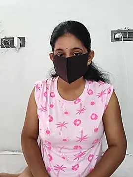 Snapshot of Your-Vedika chatting on 09.22.25 Your-Vedika online show from 09.22.25