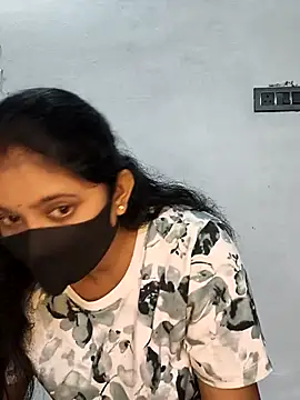 Snapshot of Your-Vedika chatting on 10.07.25 Your-Vedika online show from 10.07.25