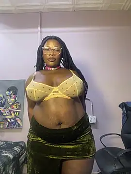 Snapshot of CurvyCocoxxx chatting on 06.02.26 CurvyCocoxxx online show from 06.02.26
