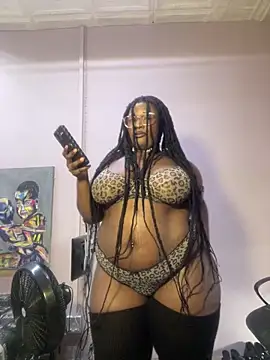 Snapshot of CurvyCocoxxx chatting on 06.06.26 CurvyCocoxxx online show from 06.06.26