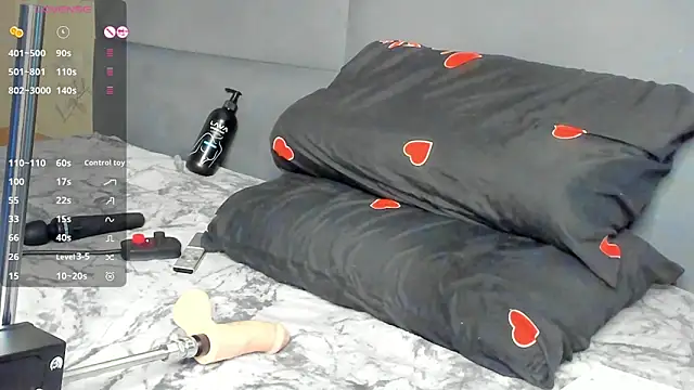 DiaDavidson online show from 04.08.26