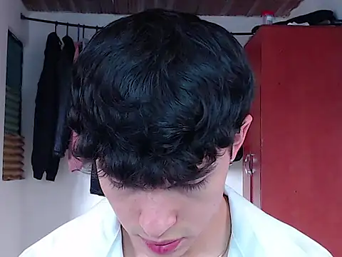 john vichenso online show from 09.15.25