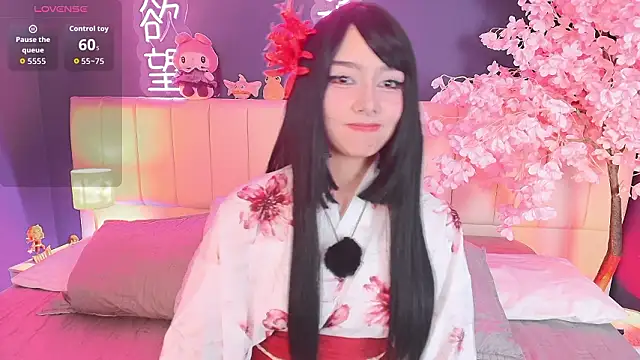 Shizuko  online show from 03.06.26