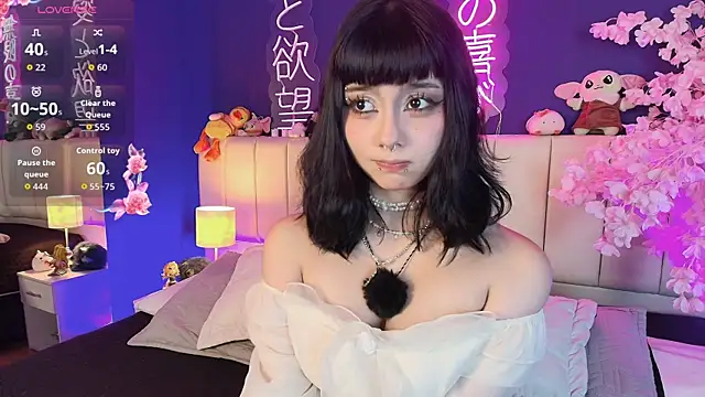 Snapshot of Shizuko_ chatting on 05.14.26 Shizuko online show from 05.14.26