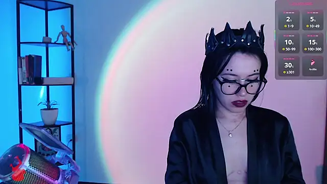 girldom online show from 11.12.25