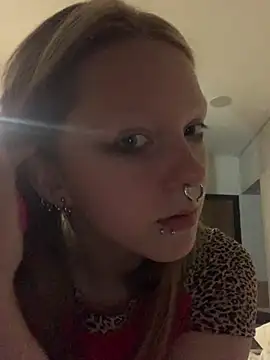 Snapshot of VesnaCrystal chatting on 06.06.26 VesnaCrystal online show from 06.06.26