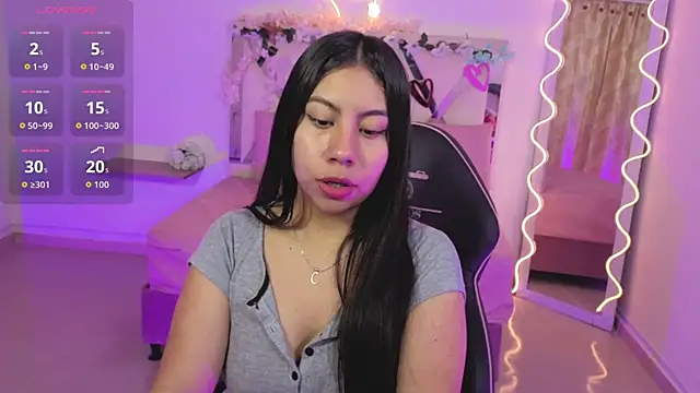 ZURY TAY online show from 09.29.25