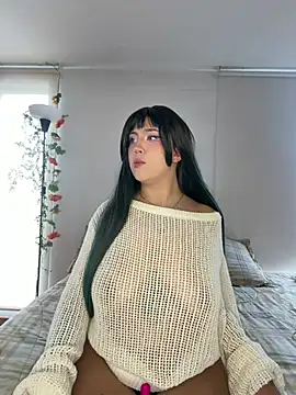 Snapshot of maxxxine- chatting on 07.15.26 maxxxine- online show from 07.15.26