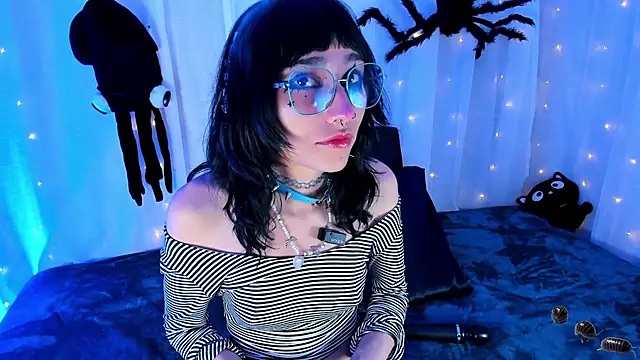 HoshiMiuu online show from 09.13.25